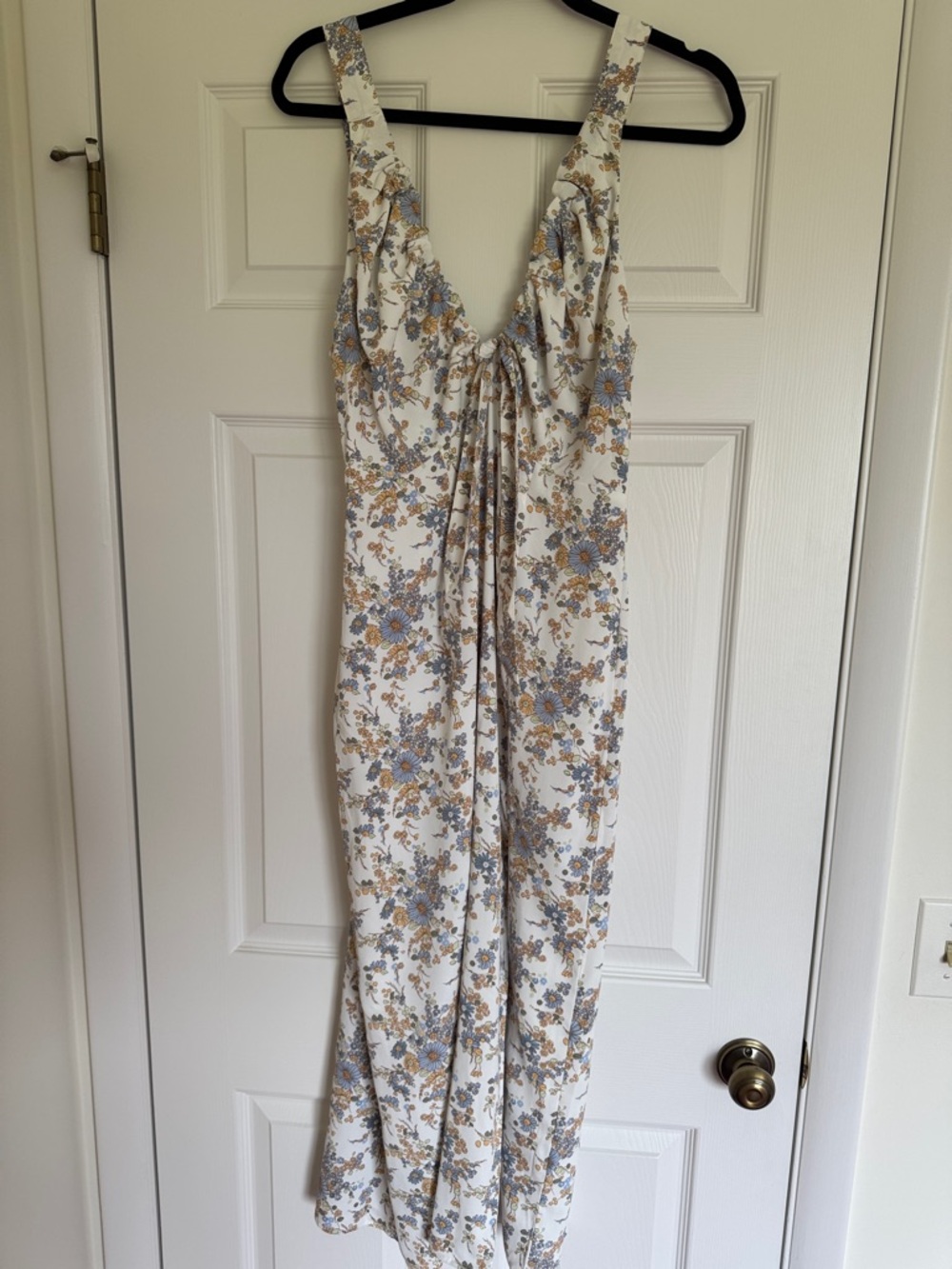 Floral V-Neck Sleeveless Maxi Dress - White with Blue & Yellow Print size M tall